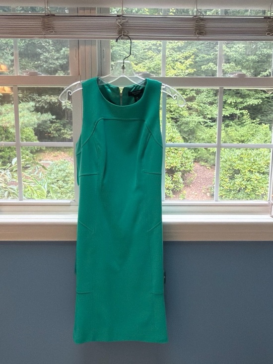 White House Black Market Dresses & Skirts - White House Black Market Emerald Green Sleeveless Sheath Midi Dress